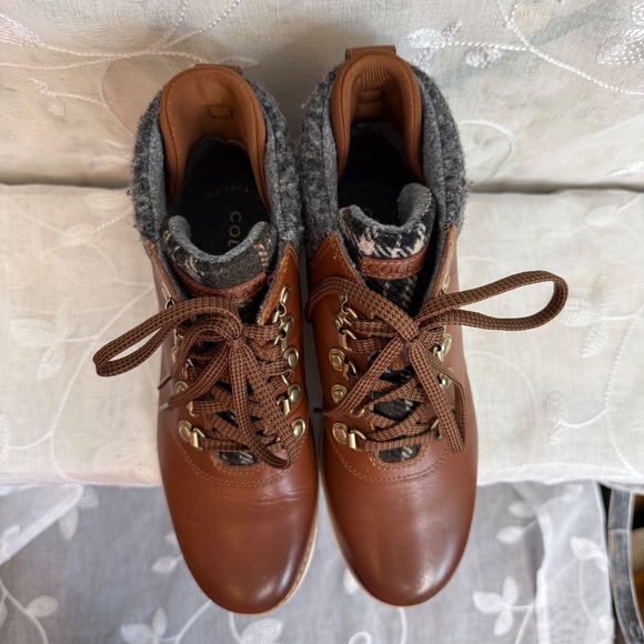 Cole Haan Nantucket Rugged Waterproof Hiker Brown leather ankle Boots Sz snug 6 - Picture 5 of 13